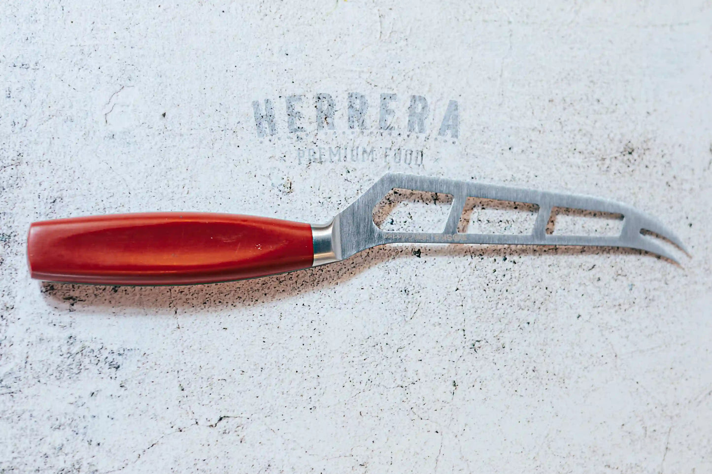 Cuchillo Quesos Boska Universal Cutter Rojo