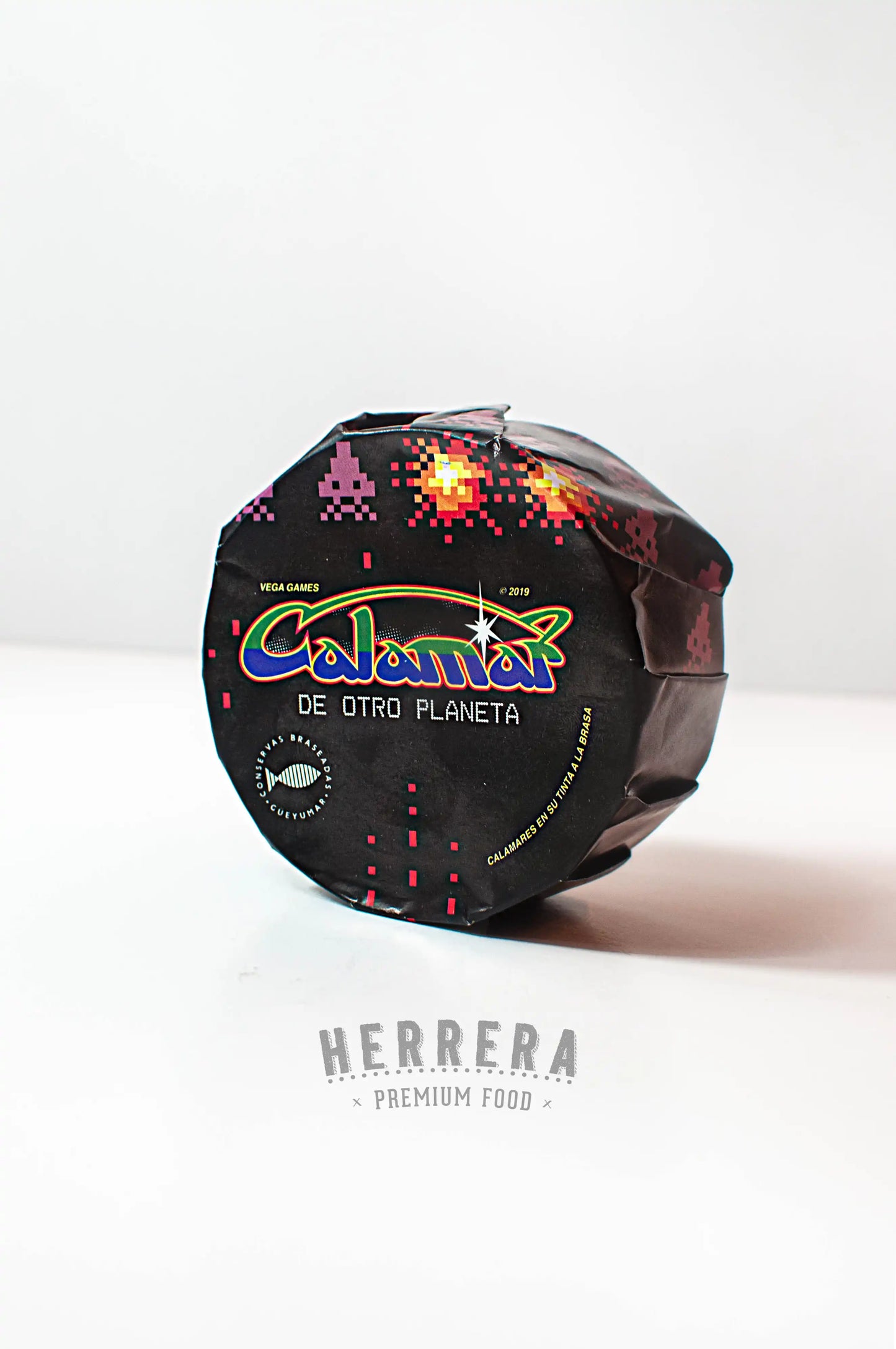 Delicioso calamar braseado en rica salsa de tinta gourmet