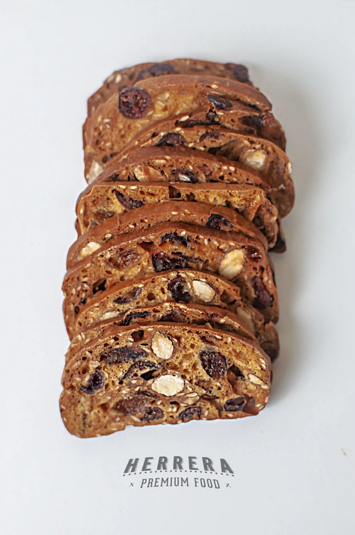 Toast con almendras y semillas de lino