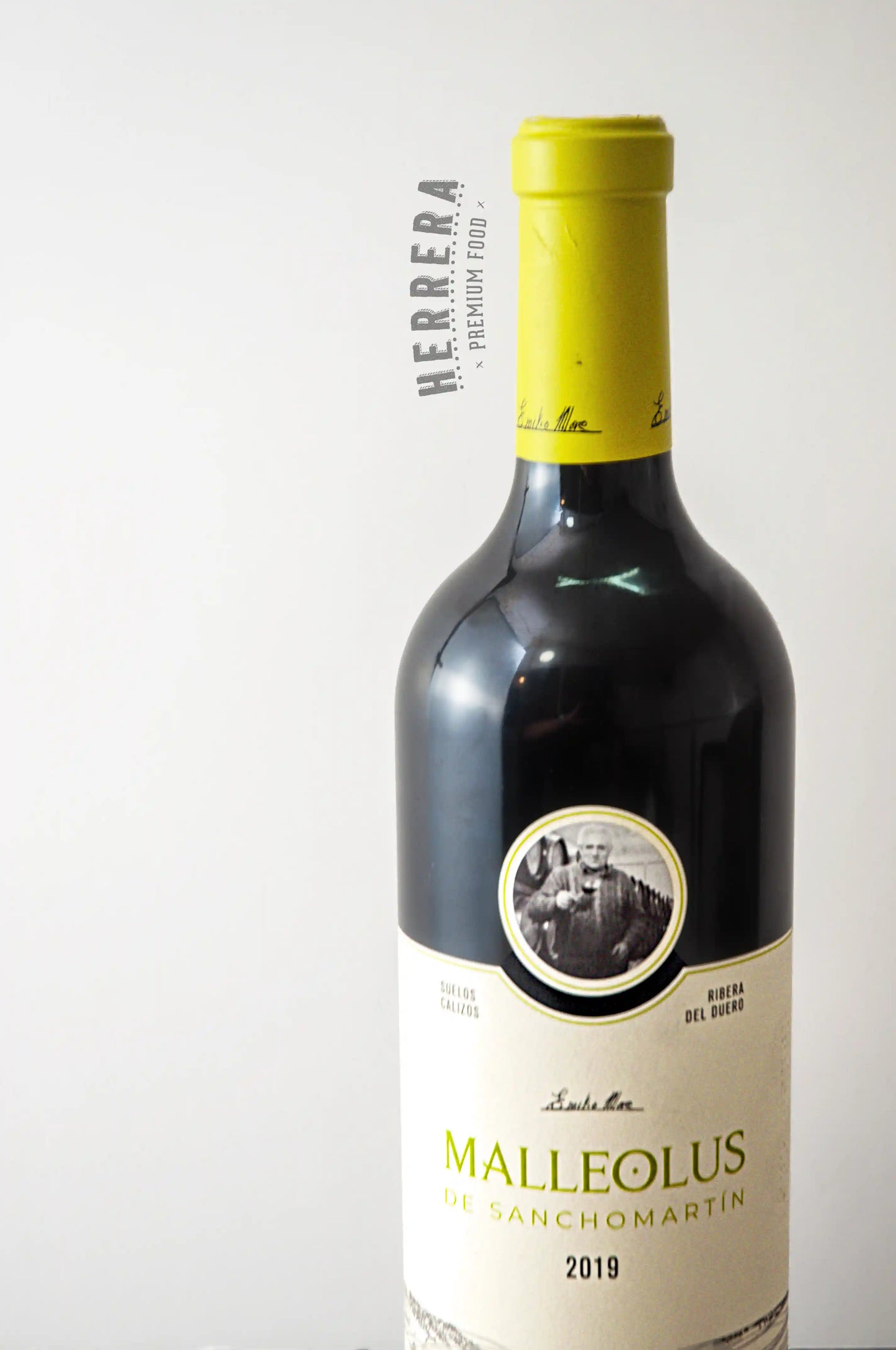 Marida tus platos favoritos con la intensidad y complejidad de Malleolus Magnum.