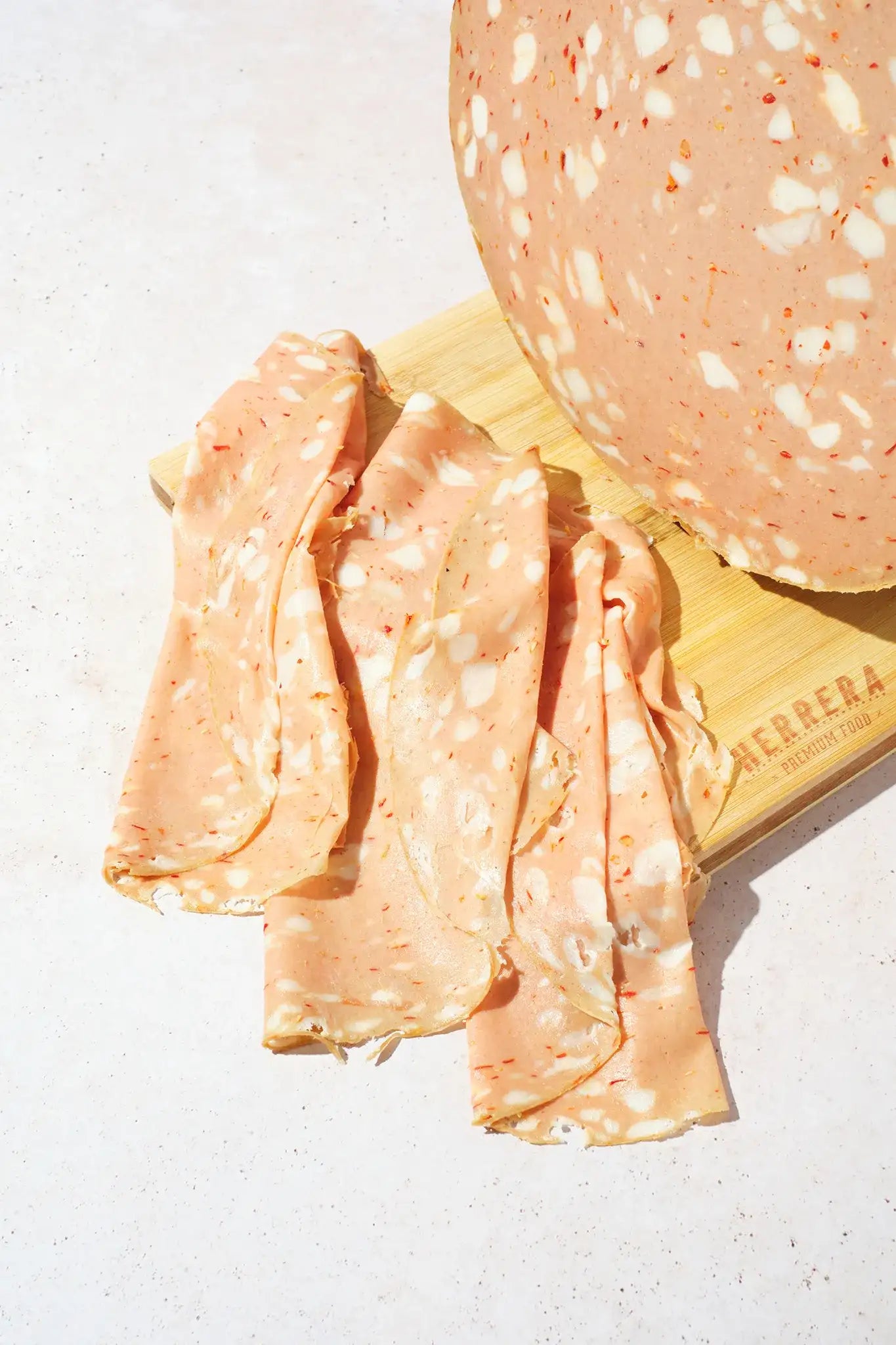 La mortadela perfecta para los amantes del picante.