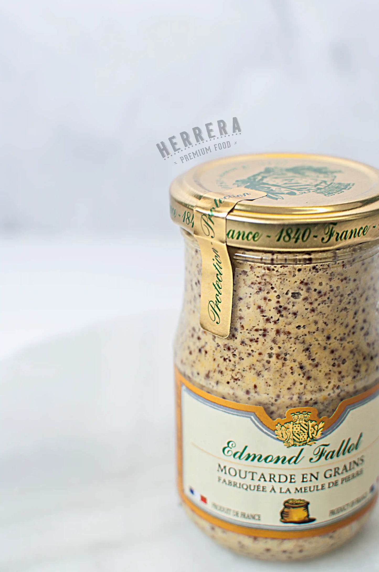 Granulado y delicioso: nuestra mostaza francesa.