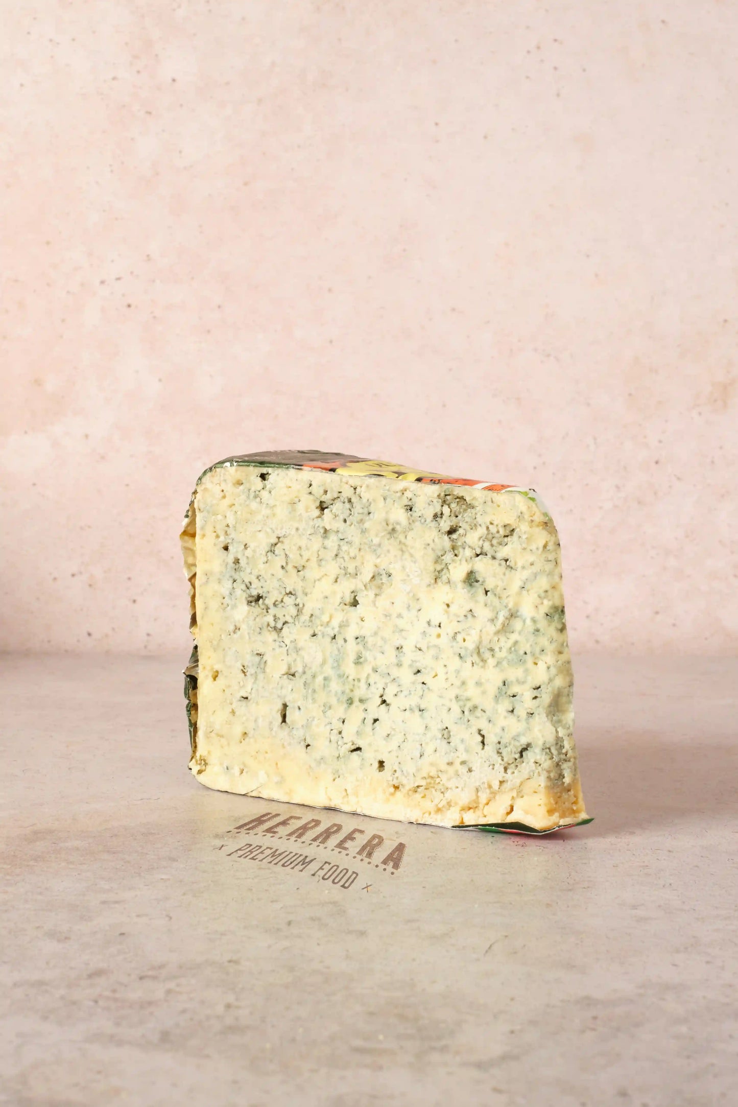 El sabor único de Cabrales en cada mordisco.