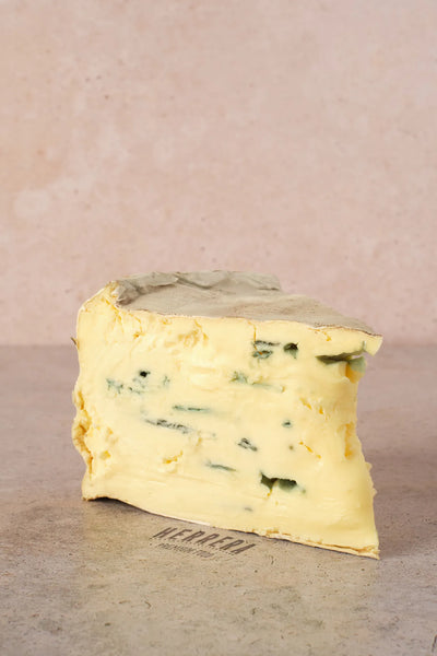Queso Azul Montagnolo: Intensidad Aromática Alemana