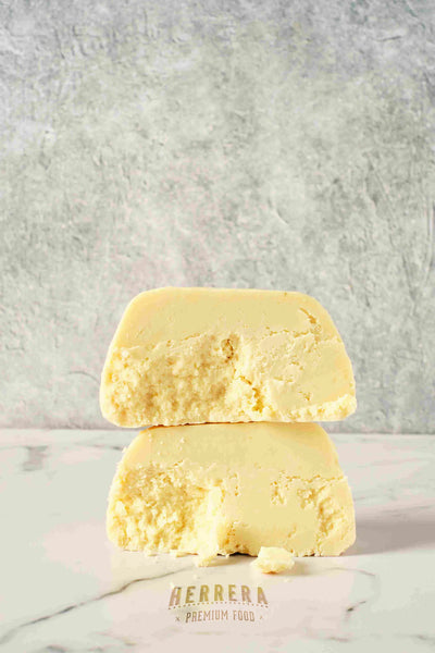 ¡El sabor de la tradición asturiana en cada bocado con el queso Casín semitierno de HerreraFood!