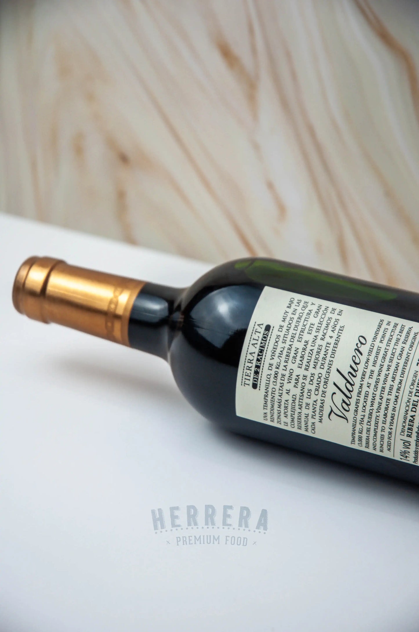 Valduero Gran Reserva: Elegancia y Potencia en un Sorbo.