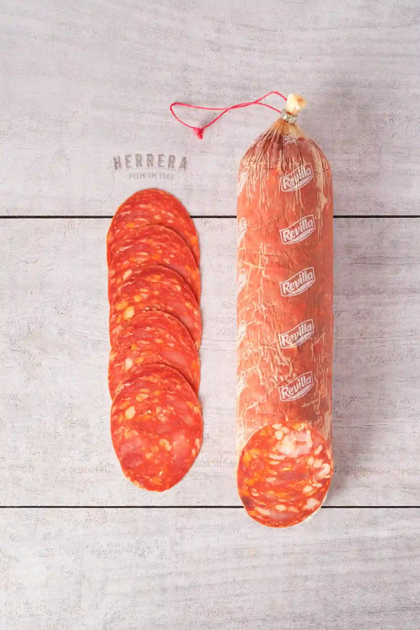 Chorizo Revilla: Calidad y sabor garantizados.