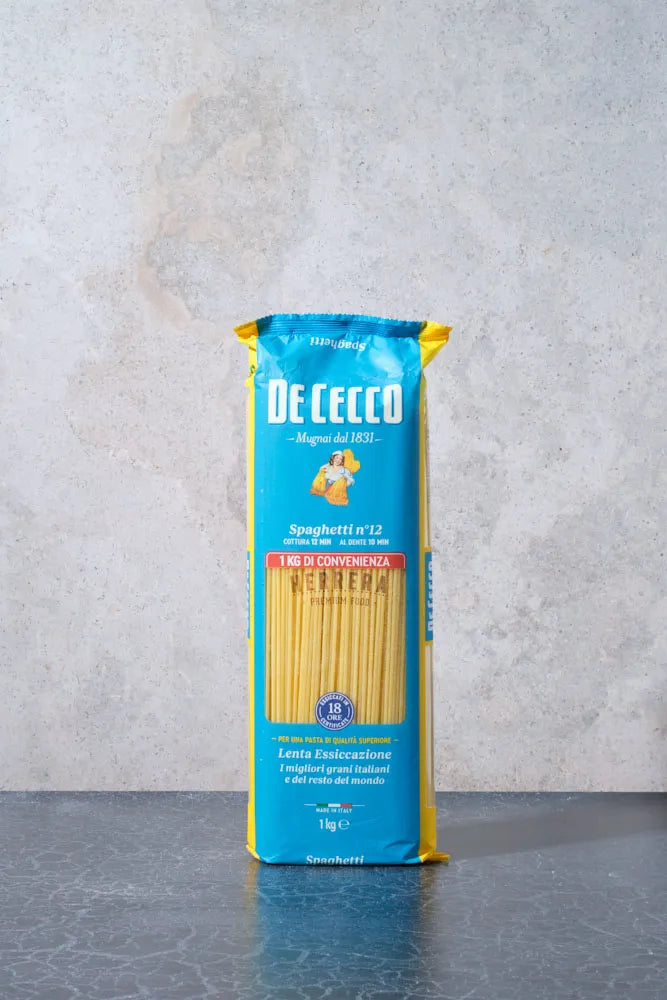 Espaguetis italianos: Tradición de Cecco.