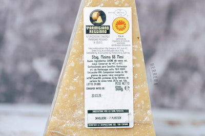 Bloque de Parmigiano Reggiano envejecido de Montecoppe 500g