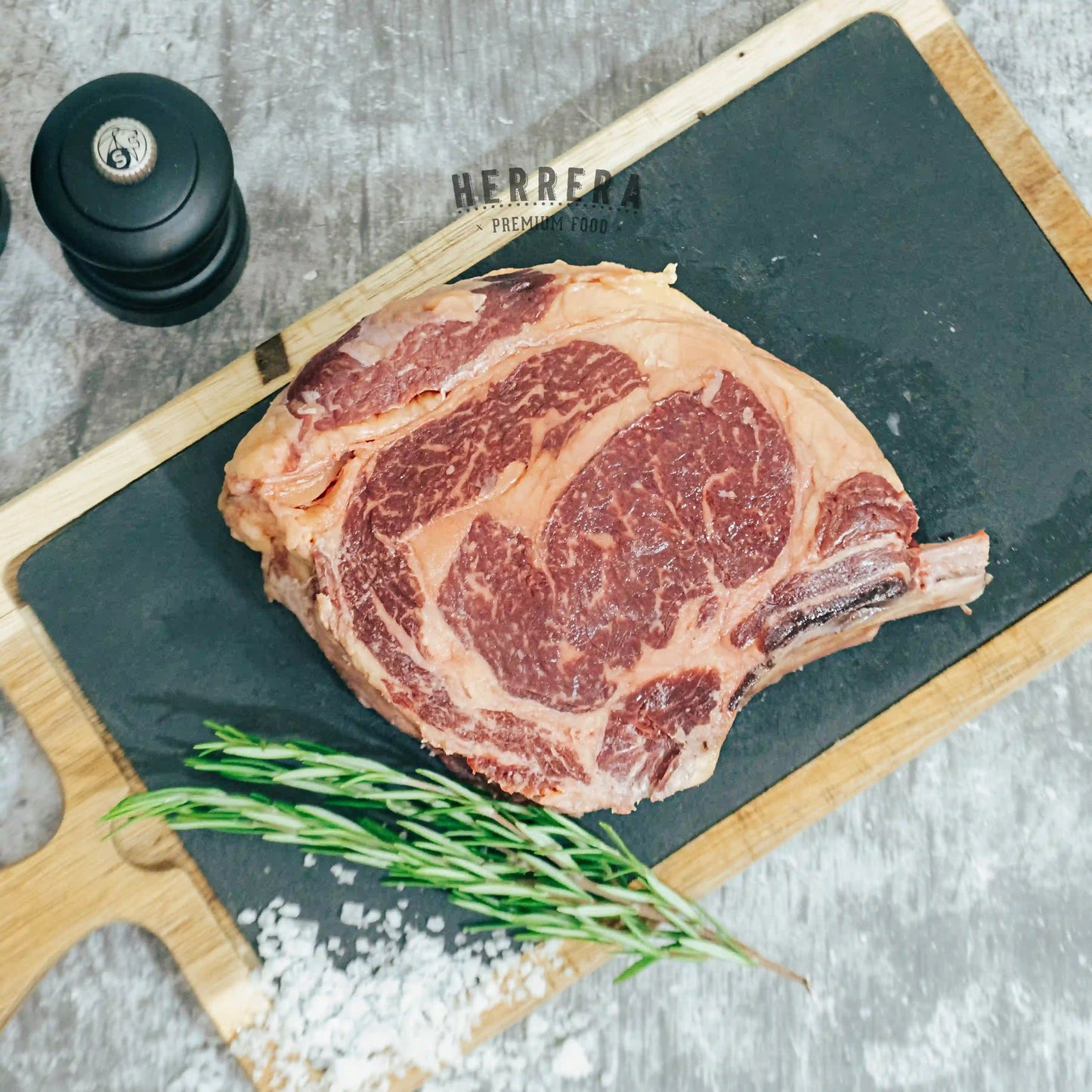 Rack Chuletón (Cowboy Steak) Dry Aged