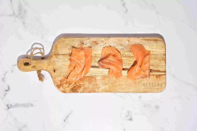 Salmón Ahumado Lomo: Sabor Exquisito en Cada Taco.