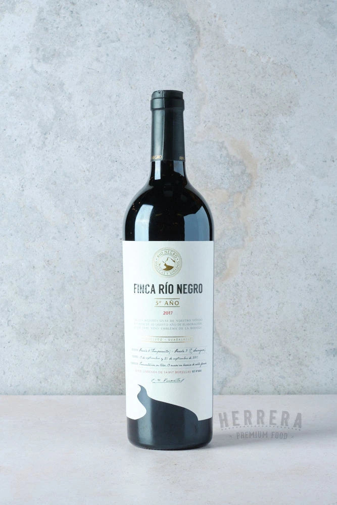 FINCA RIO NEGRO 5º AÑO - El vino tinto de excelencia en HerreraFood.