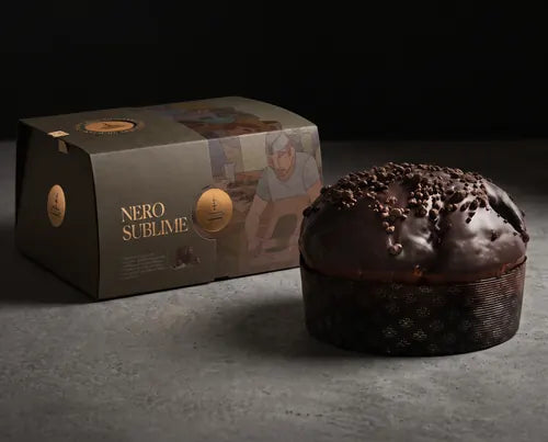 Panettone Nero Sublime de Fiasconaro con cobertura de chocolate negro